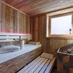 Isskogel Apartament *