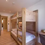 Isskogel Apartment *